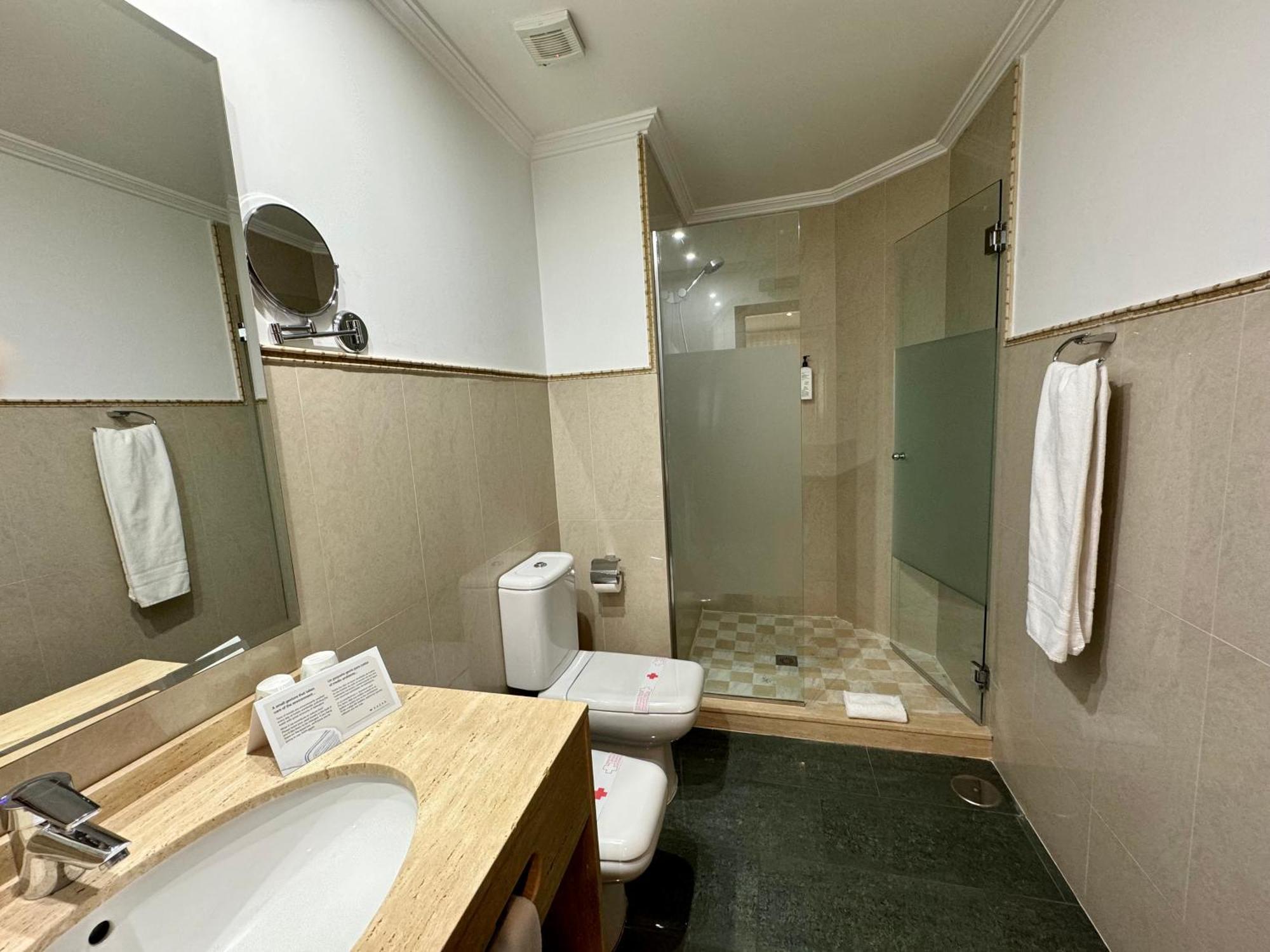 Hotel Kazar Онтеньенте Экстерьер фото